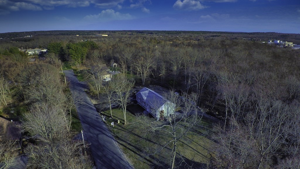 5 Woodlawn Road Freetown, MA 02702 - Photo 3 of 24 a view of a houses with a yard