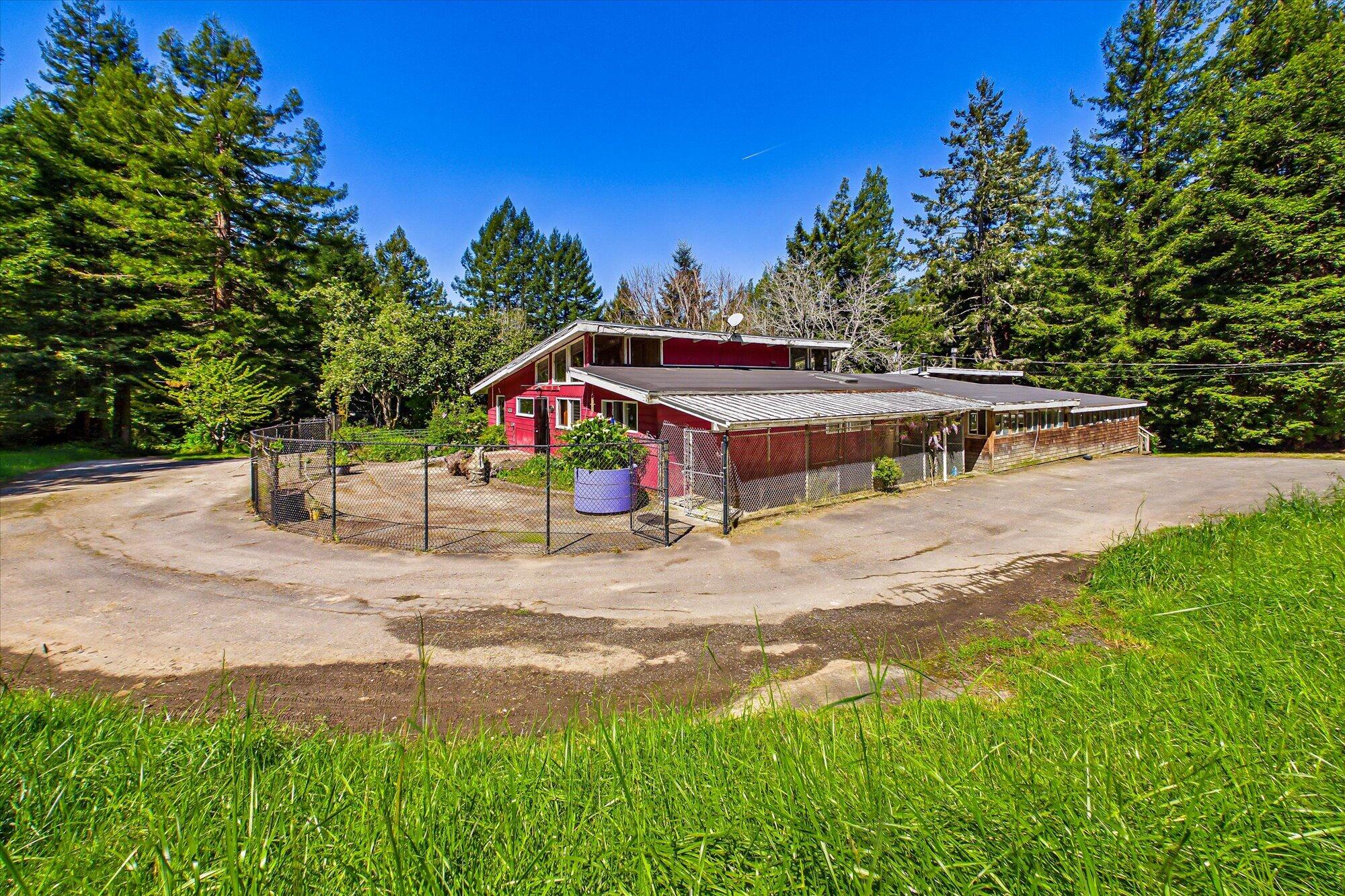 1430 Fox Creek Road Carlotta, CA 95528 - Photo 2 of 76