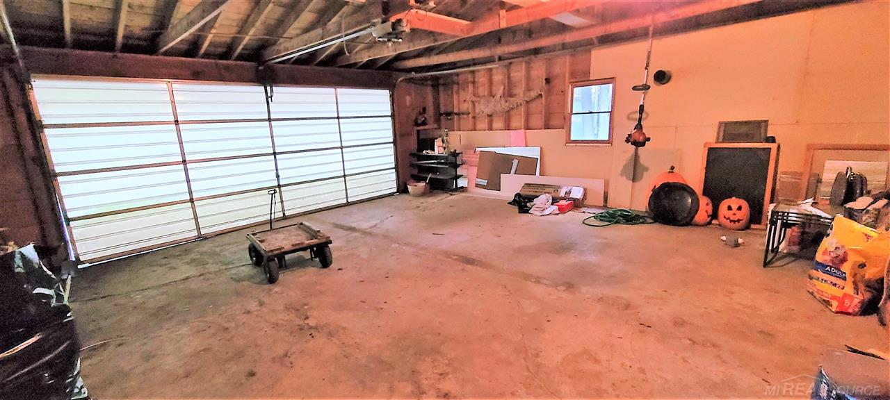 3249 Ridge Road Deckerville, MI 48427 - Photo 11 of 17 50056753-10.JPG
