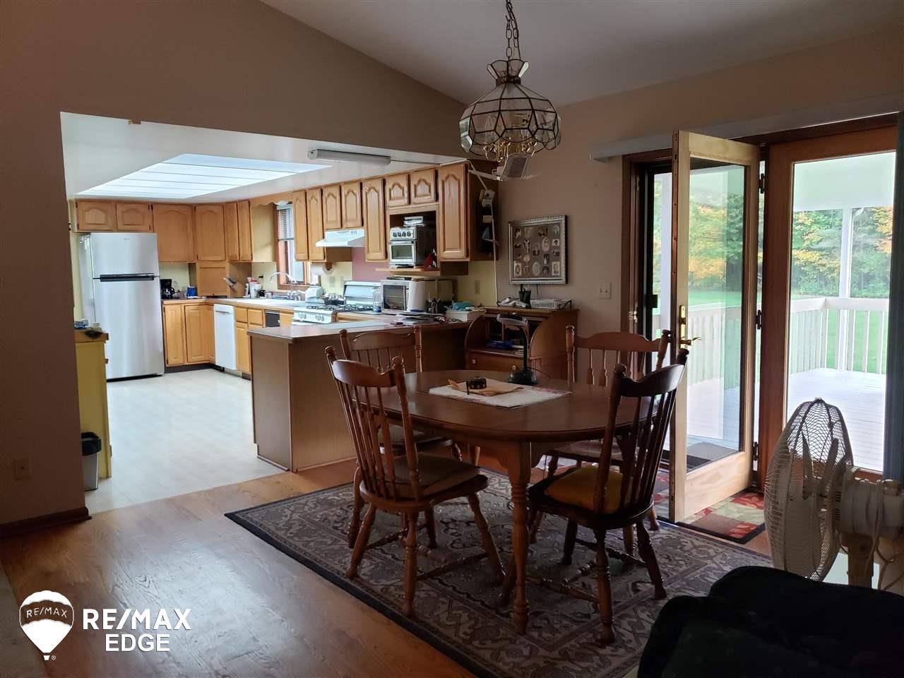 6276 Richfield Road Flint, MI 48506 - Photo 10 of 45 50057403-9.JPG