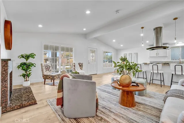 $1,049,900 | 4122 West Kent Avenue, Santa Ana, CA 92704