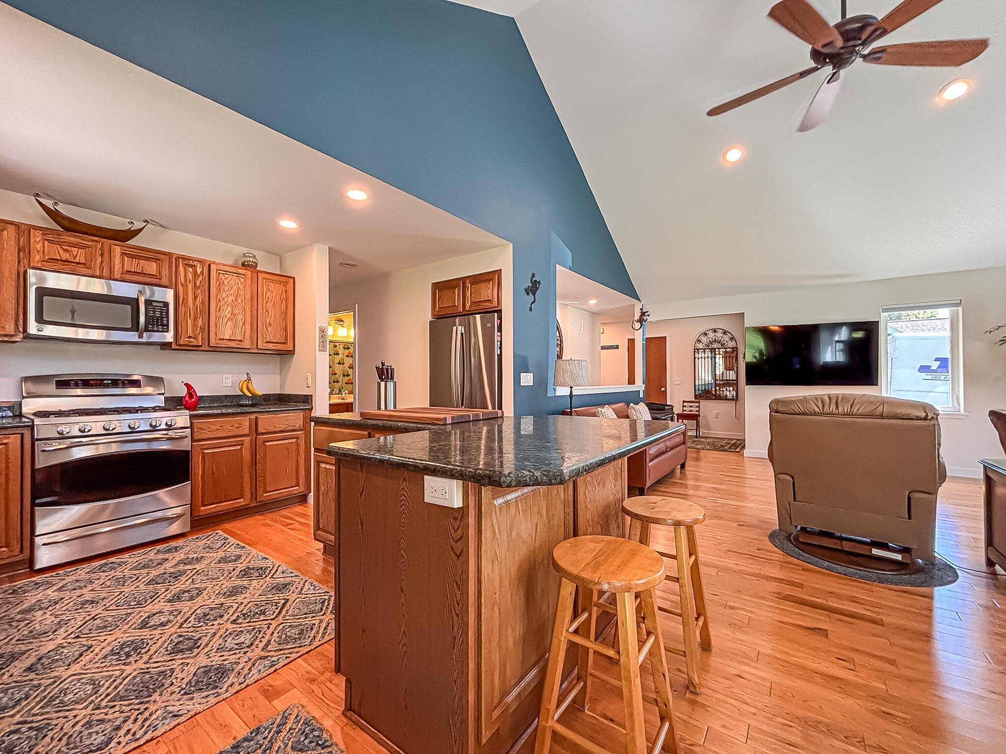 S50W30750 Walnut Street Genesee, WI 53149 - Photo 14 of 43 Kitchen