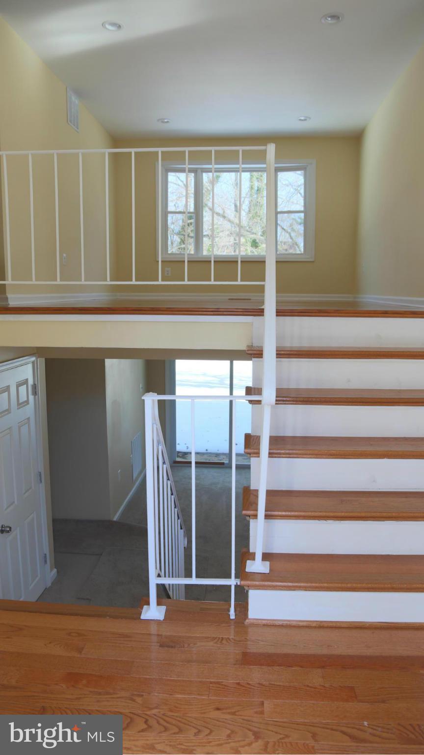 9304 Cross Bow Road Fort Washington, MD 20744 - Photo 3 of 28 Interior (General)