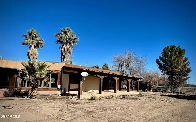 $695,000 | 1095 Little Road, Anthony, NM 88021