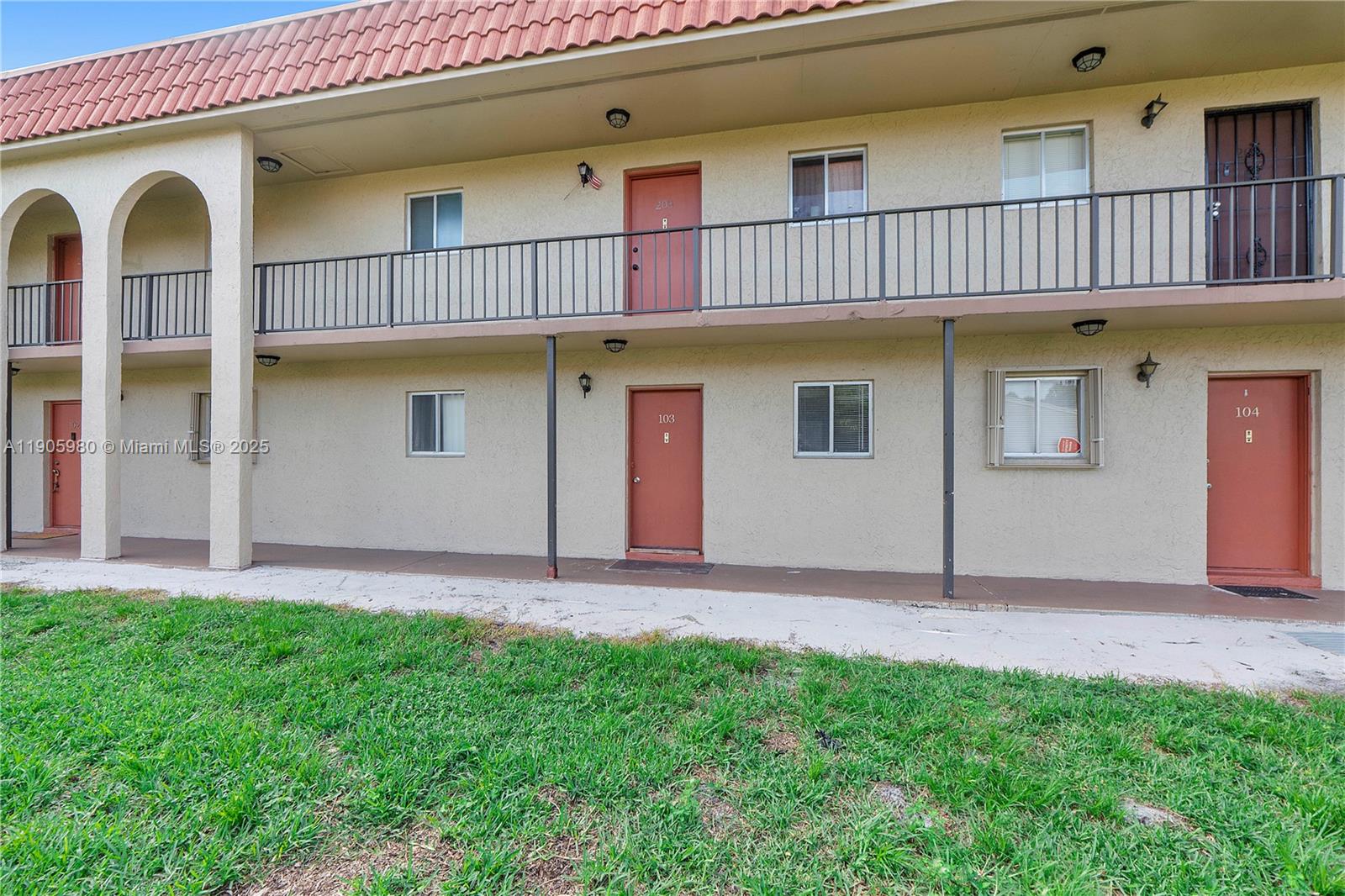 6060 Forest Hill Boulevard, Unit 103 West Palm Beach, FL 33415 - Photo 11 of 12