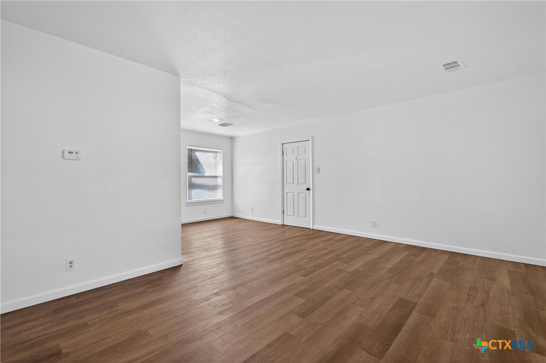 509 Cardinal Avenue Killeen, TX 76541 - Photo 6 of 30