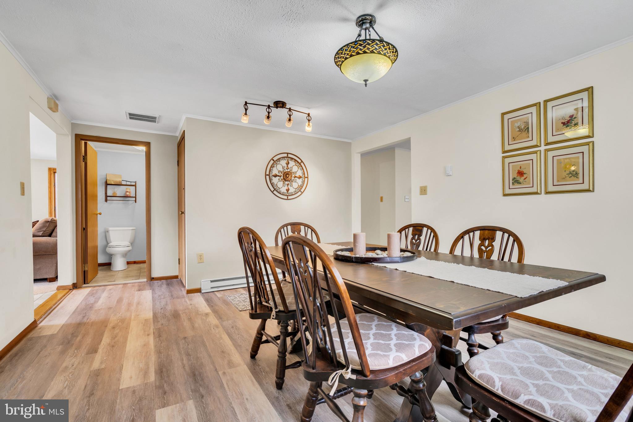 33 Poplar Street Sicklerville, NJ 08081 - Photo 13 of 62 Dinning Room