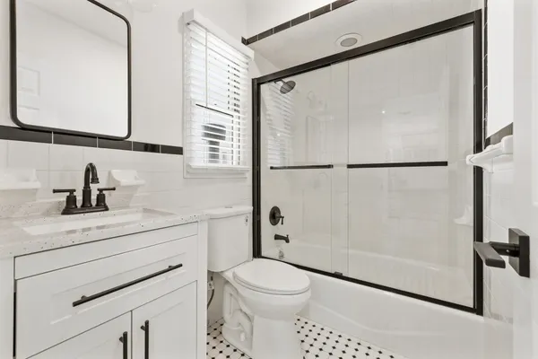$3,000 | 312 Washington Street, Unit 1, Hoboken, NJ 07030