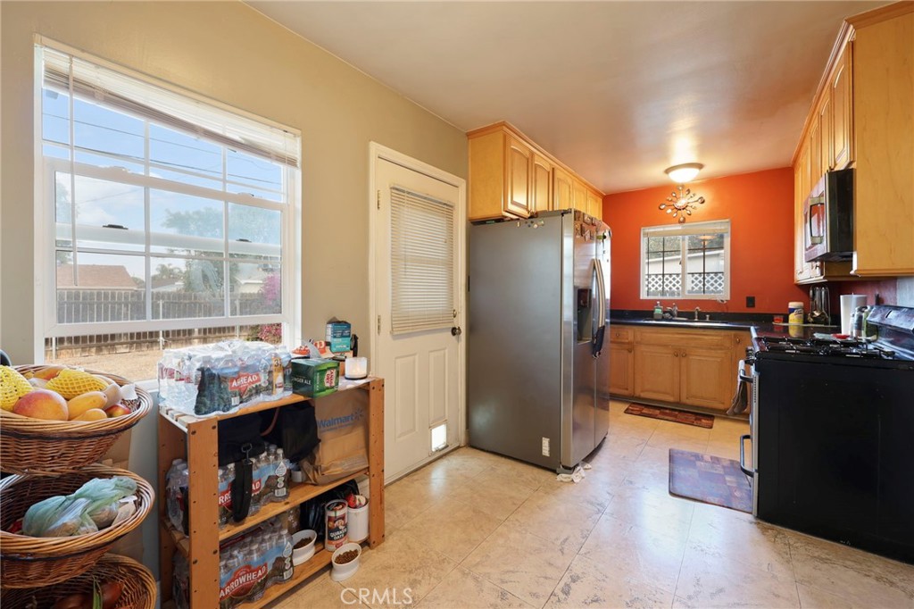 5367 Rutland Avenue Riverside, CA 92503 - Photo 11 of 39
