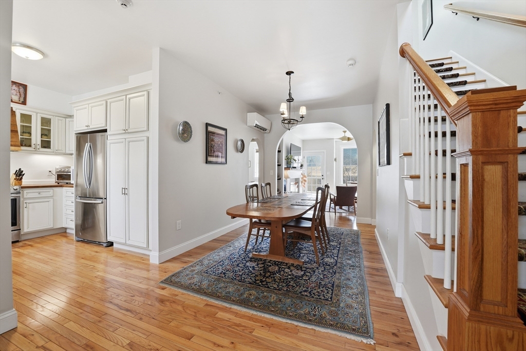32 North Prospect Street, Unit 5 Amherst, MA 01002 - Photo 3 of 37