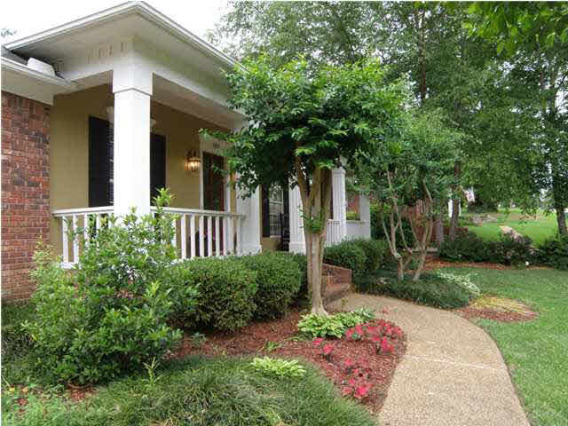 307 Autumn Crest Drive Ridgeland, MS 39157 - Photo 2 of 25 Photo 2