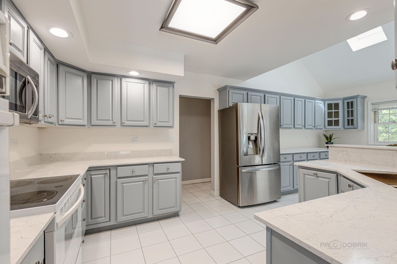 2265 Landwehr Road Northbrook, IL 60062 - Photo 9 of 29 Gallery Image 9