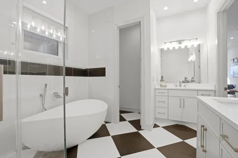 $2,295,000 | 4844 North Hermitage Avenue, Chicago, IL 60640