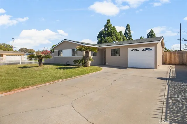 $975,000 | 901 South Harmon Street, Santa Ana, CA 92704