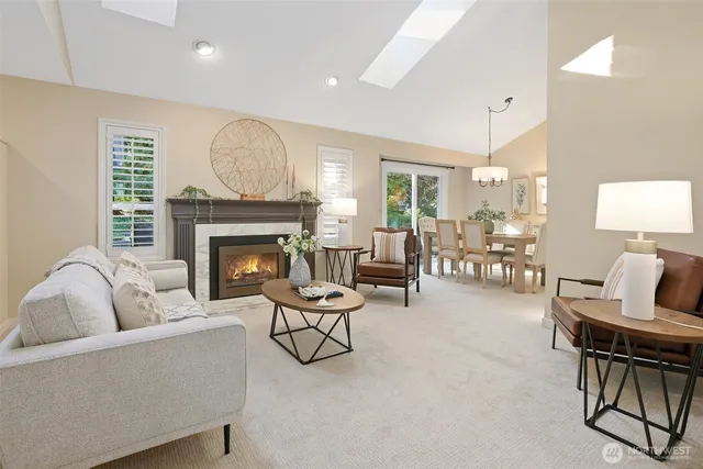 $1,200,000 | 975 Northwest Inneswood Place, Issaquah, WA 98027