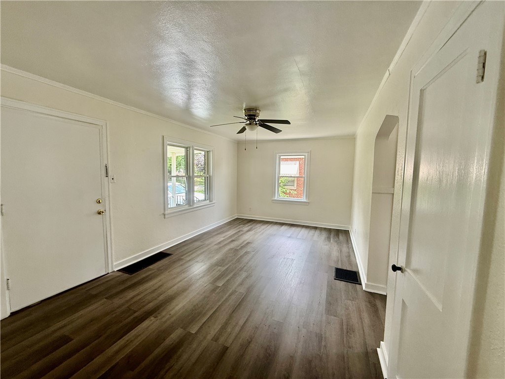 510 East Pierson Avenue Decatur, IL 62526 - Photo 3 of 13
