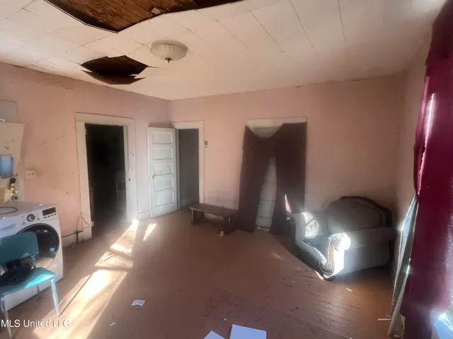 $30,000 | 320 Georgia Avenue, Brookhaven, MS 39601