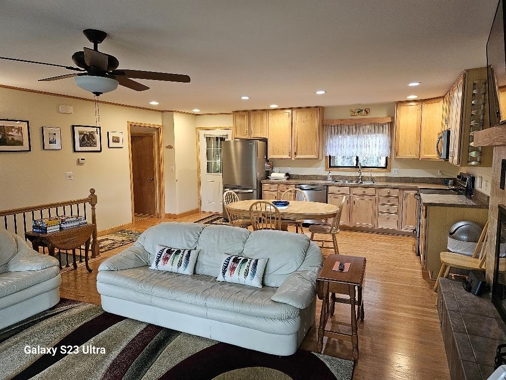 2418 South Whitney Beach Road Beaverton, MI 48612 - Photo 2 of 47 Gallery Image 2