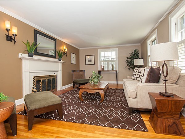 46 Ferncroft Road Newton, MA 02468 - Photo 2 of 17