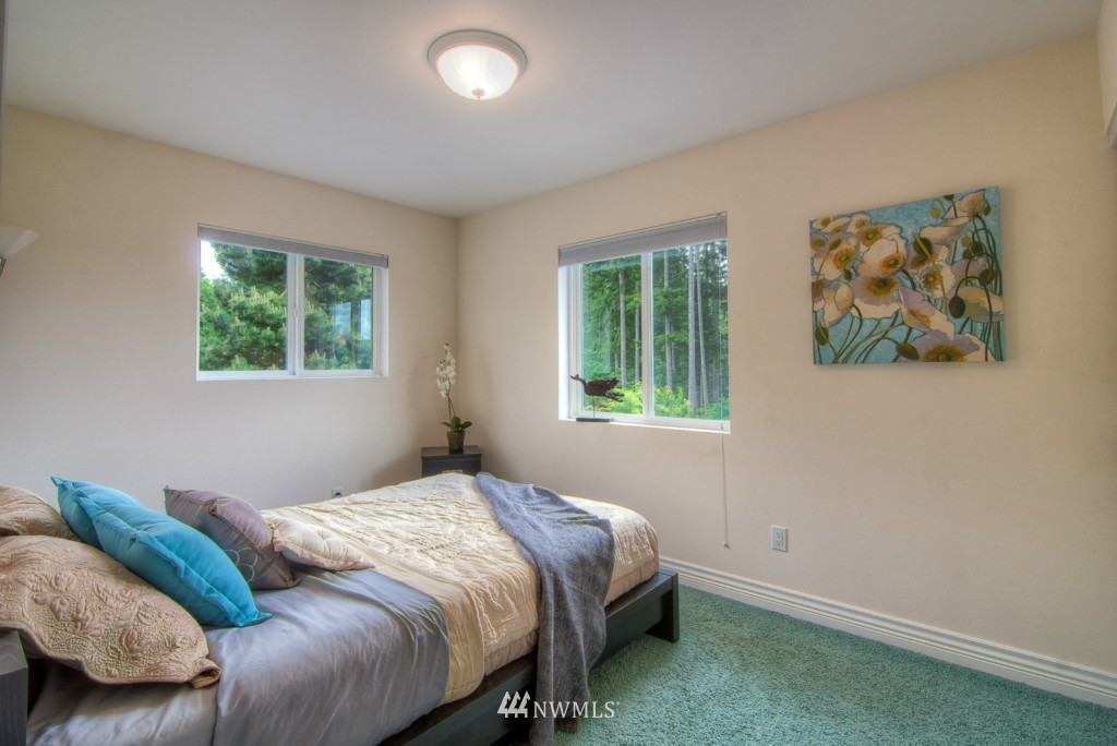 5211 Brenner Road Northwest Olympia, WA 98502 - Photo 11 of 15 Gallery Image 11