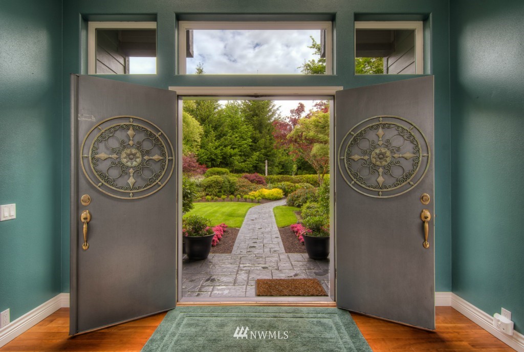 5211 Brenner Road Northwest Olympia, WA 98502 - Photo 3 of 15 Gallery Image 3