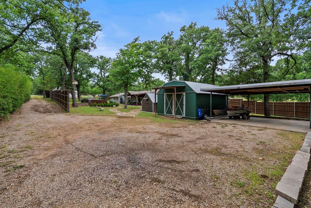 635 Old Justin Road Argyle, TX 76226 - Photo 29 of 39