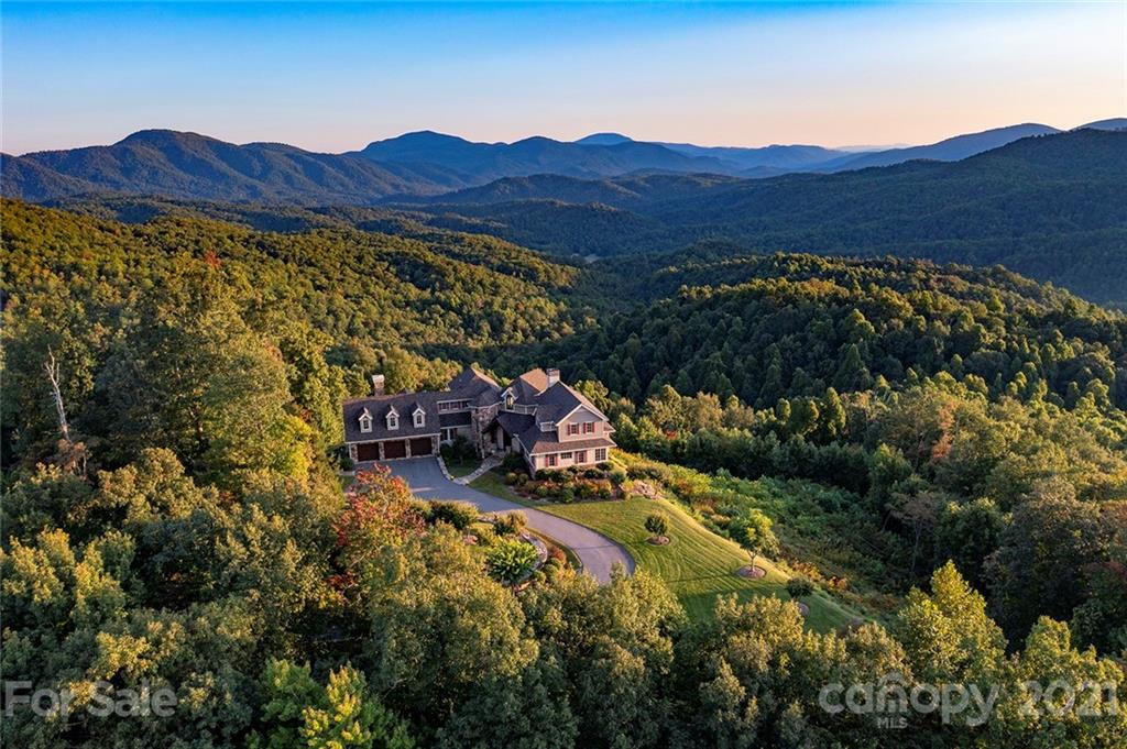 a view of outdoor space and city view