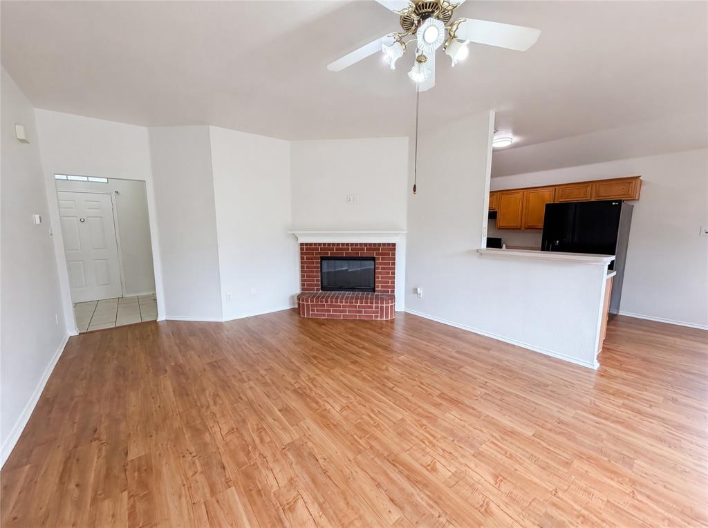 5432 Nuthatch Street Dallas, TX 75236 - Photo 3 of 16