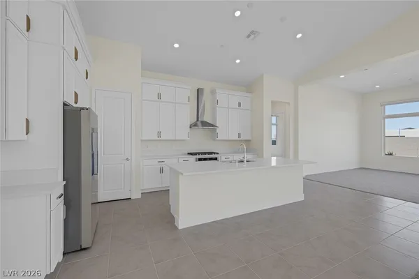 $5,500 | 5000 Terramont Drive, Las Vegas, NV 89135