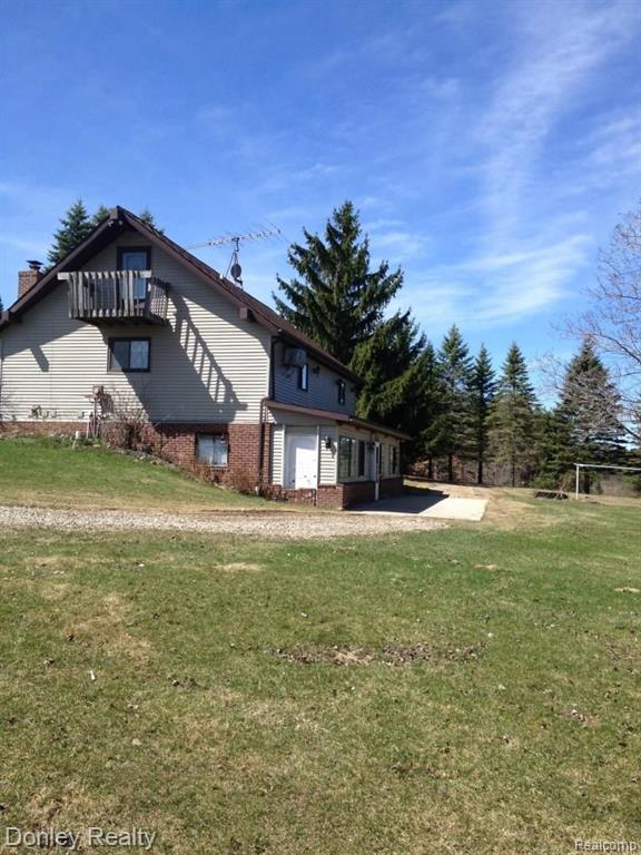 5333 Snover Road Clifford, MI 48727 - Photo 10 of 44