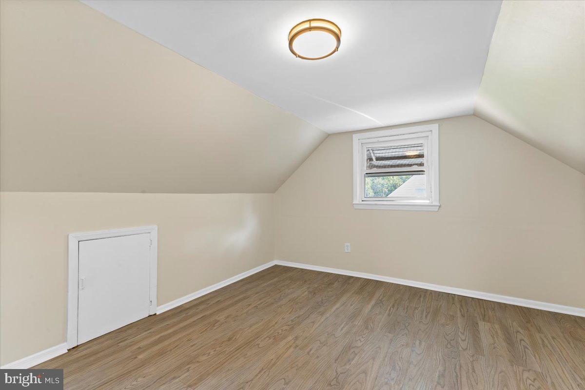 126 Rutledge Avenue Trenton, NJ 08618 - Photo 11 of 15