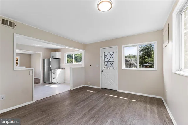 $349,999 | 126 Rutledge Avenue, Trenton, NJ 08618