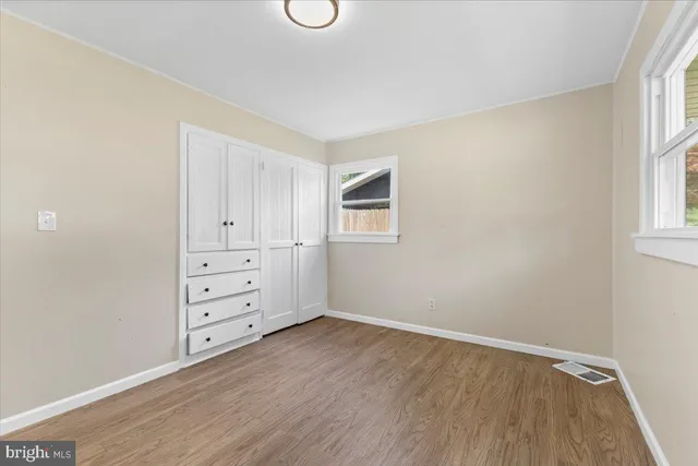 $349,999 | 126 Rutledge Avenue, Trenton, NJ 08618