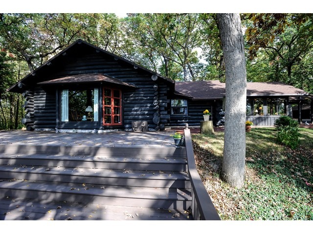4452 West Edgewood Road Dixon, IL 61021 - Photo 16 of 25 a view of outdoor space yard and patio