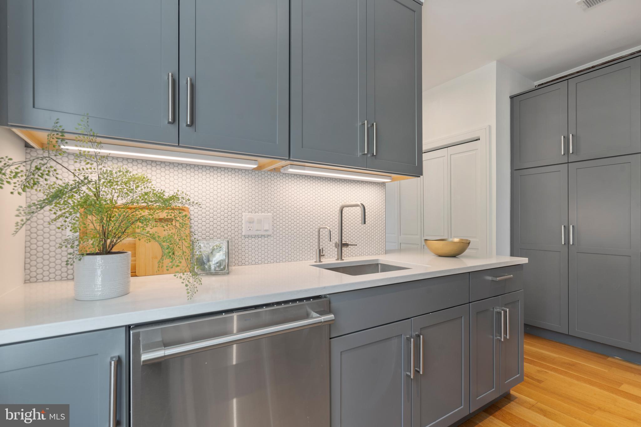 1024 G Street Northeast Washington, DC 20002 - Photo 18 of 62