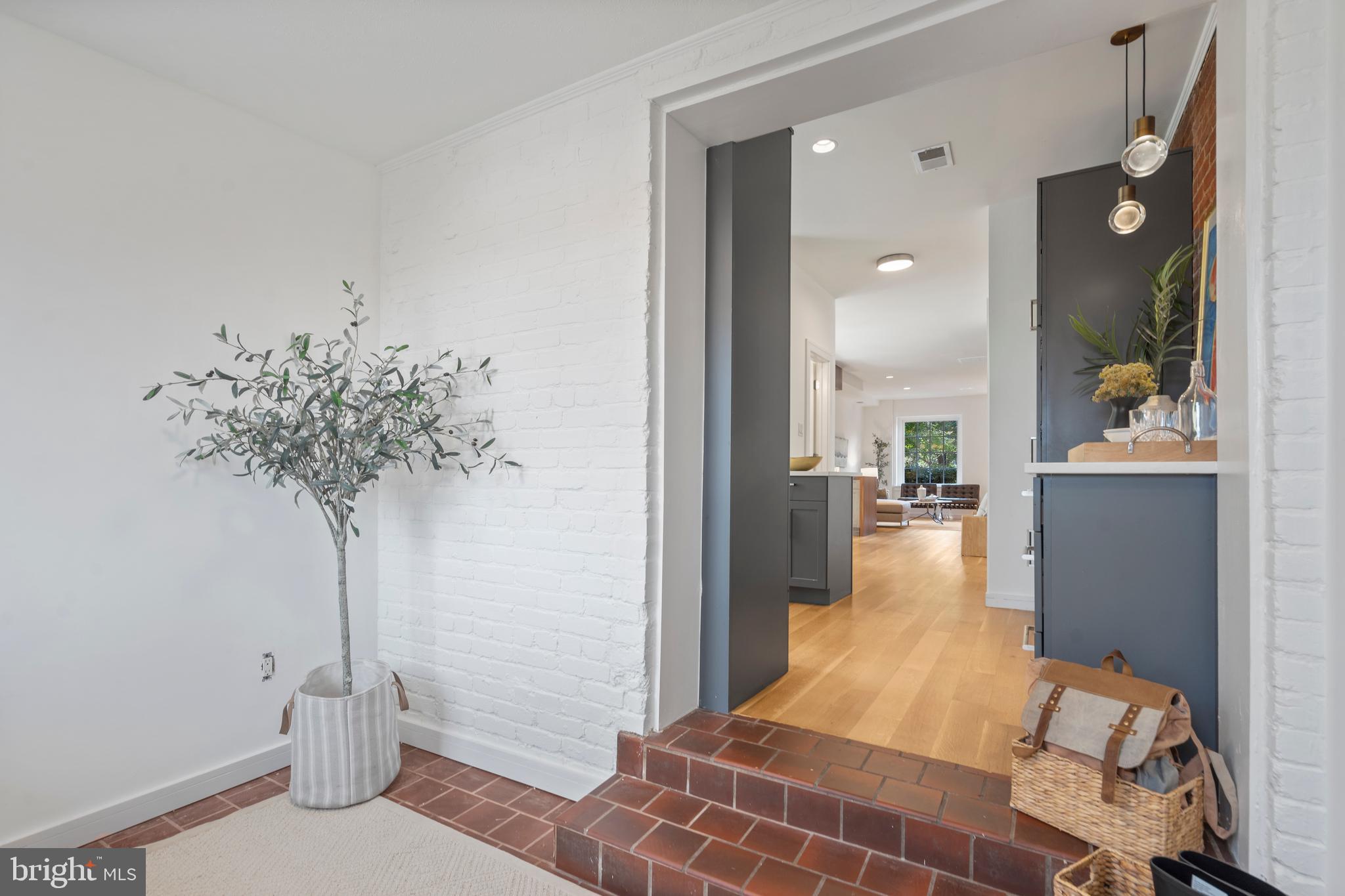 1024 G Street Northeast Washington, DC 20002 - Photo 21 of 62