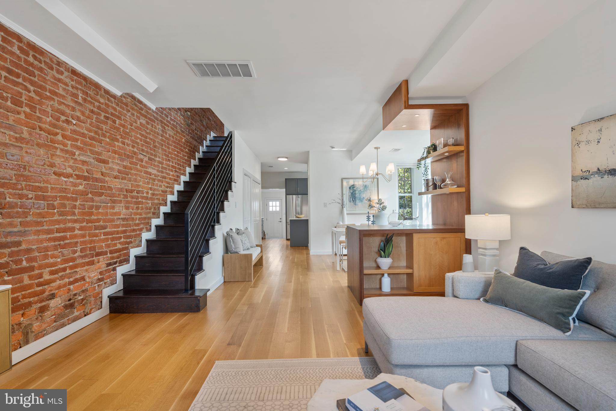 1024 G Street Northeast Washington, DC 20002 - Photo 24 of 62