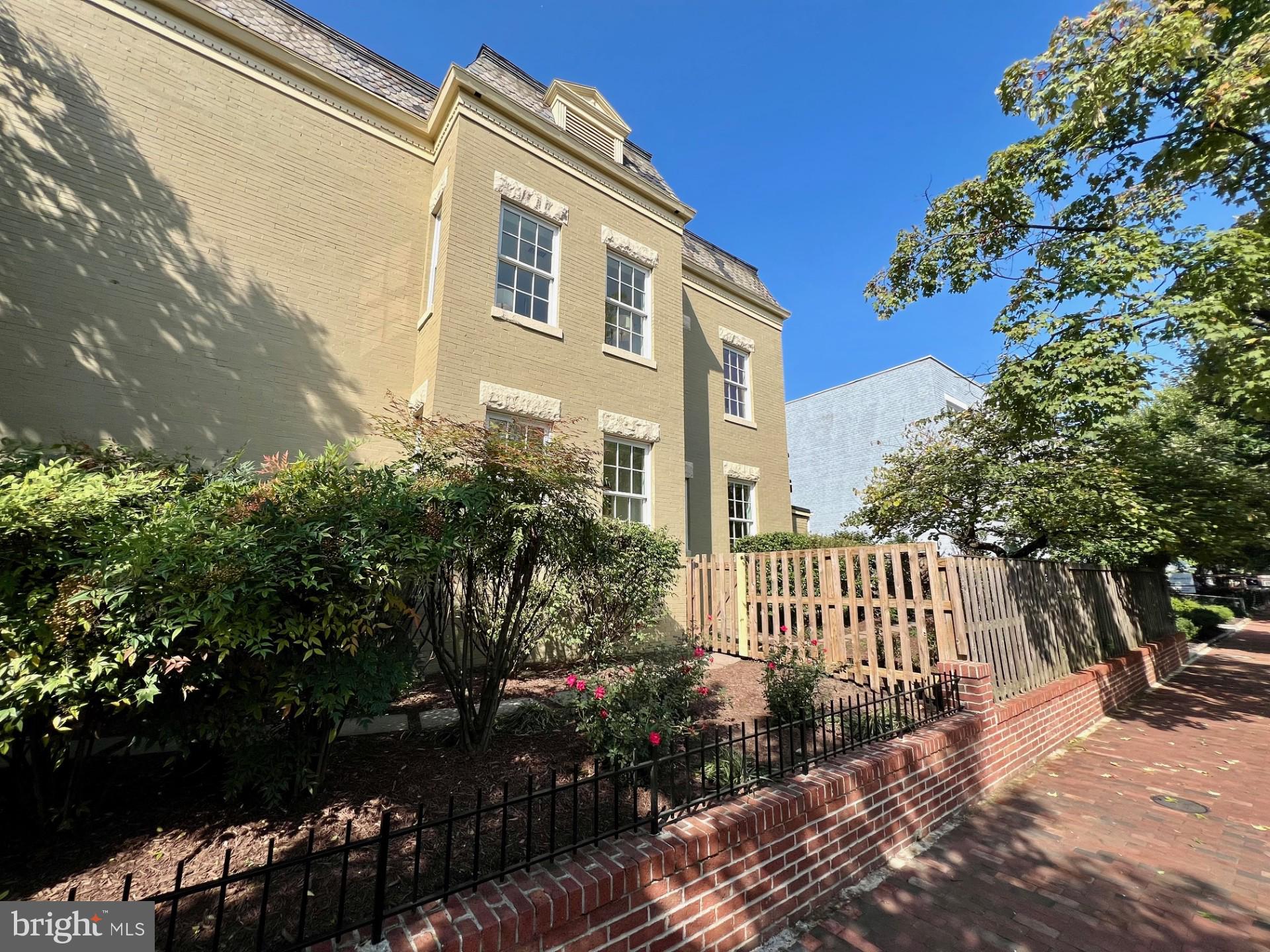 1024 G Street Northeast Washington, DC 20002 - Photo 53 of 62