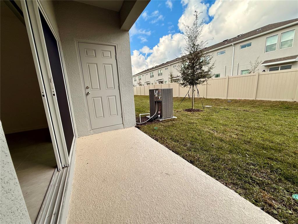 2996 Skyline Loop Kissimmee, FL 34758 - Photo 7 of 26