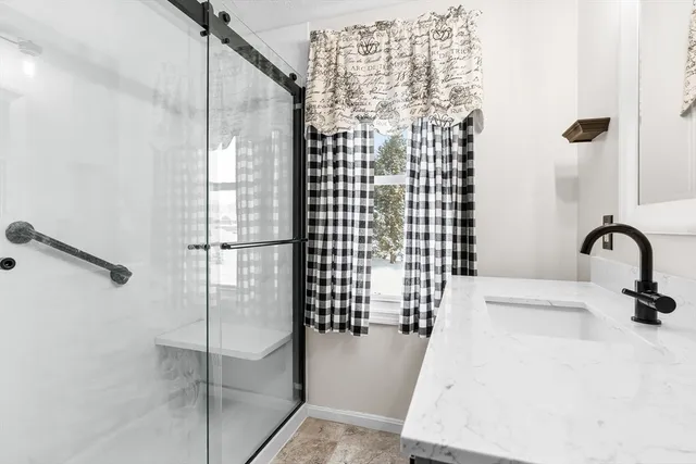 $327,900 | 153 Bayberry Hill Lane, Unit 153, Leominster, MA 01453