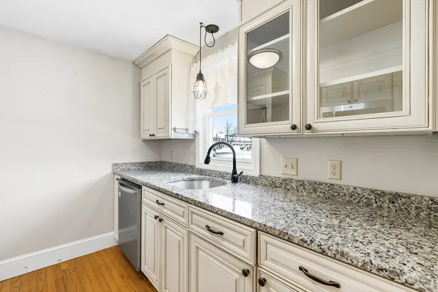 $327,900 | 153 Bayberry Hill Lane, Unit 153, Leominster, MA 01453