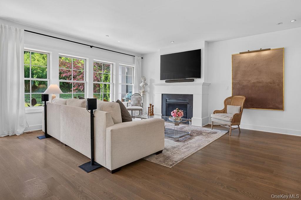 23 Honeysuckle Lane Rye Brook, NY 10573 - Photo 12 of 50