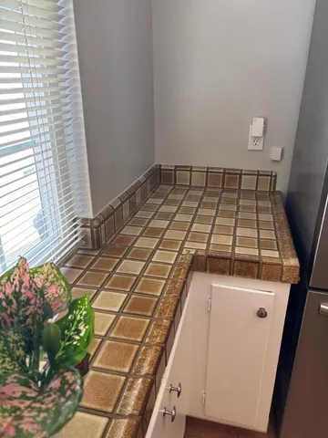 a view of an outdoor space