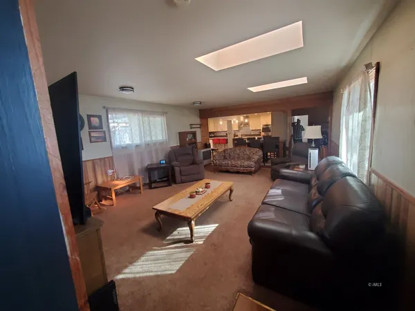 $599,900 | 106 Kellogg Street, Lone Pine, CA 93545