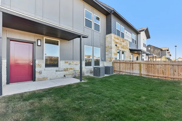 $2,395 | 17012 Marsh Wren Pass, Unit 1104B, Pflugerville, TX 78660