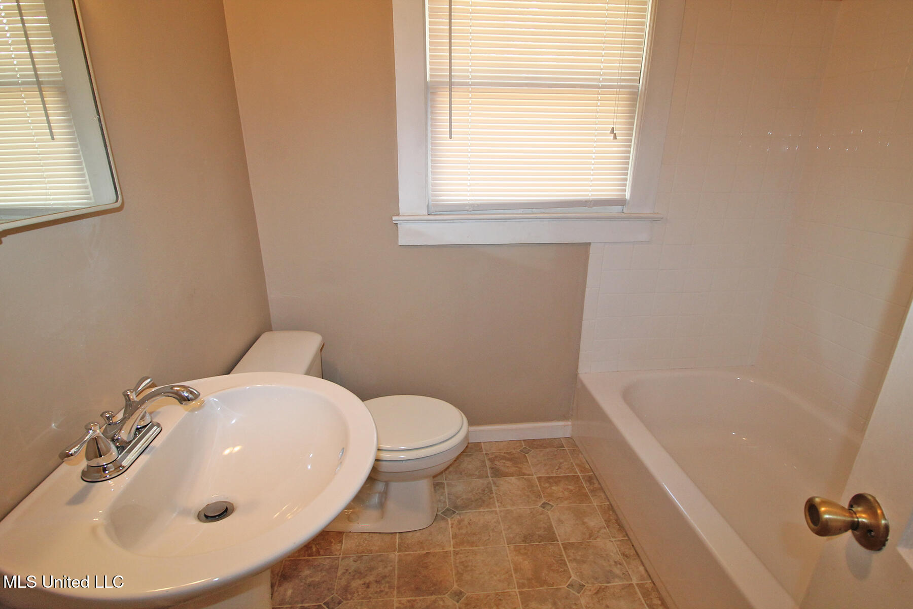 102 Eubanks Street Lucedale, MS 39452 - Photo 21 of 27 3 (5)