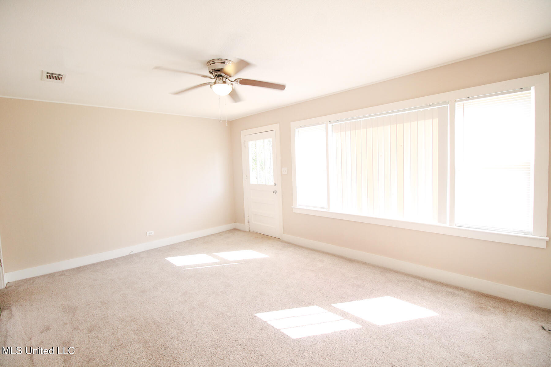 102 Eubanks Street Lucedale, MS 39452 - Photo 4 of 27 1 (5)