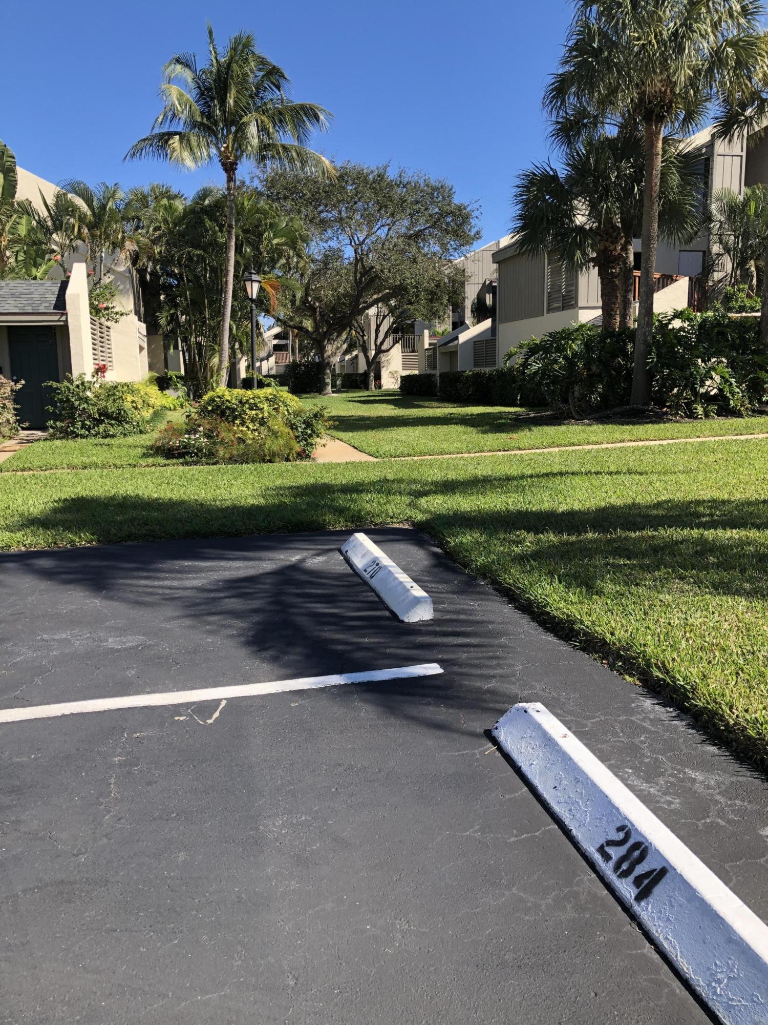 1605 Highway 1, Unit 14C Jupiter, FL 33477 - Photo 25 of 32 Parking Spot