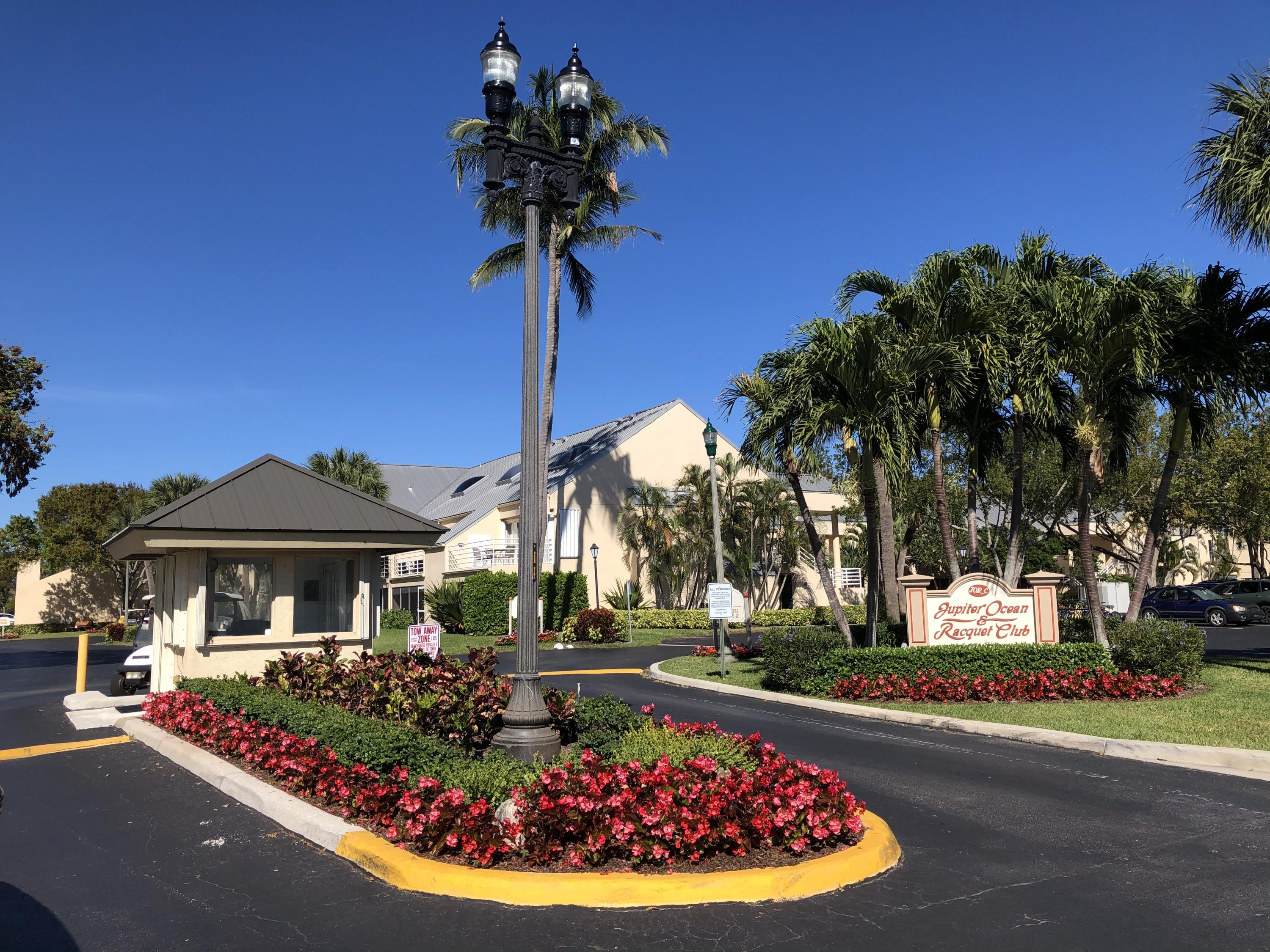 1605 Highway 1, Unit 14C Jupiter, FL 33477 - Photo 28 of 32 Entrance