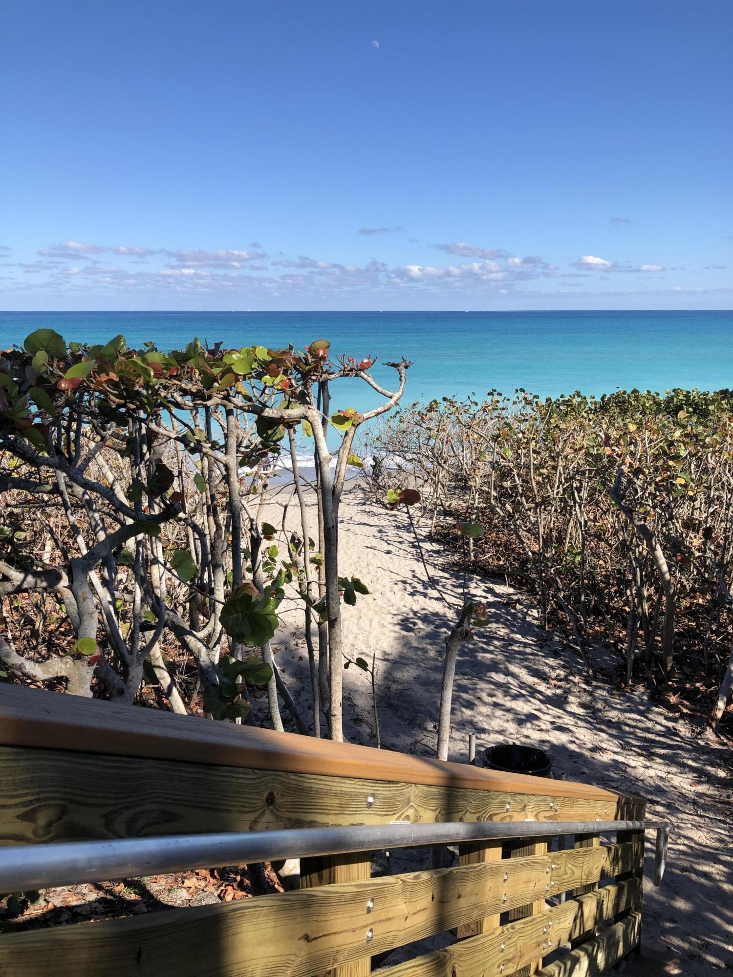1605 Highway 1, Unit 14C Jupiter, FL 33477 - Photo 30 of 32 Beach